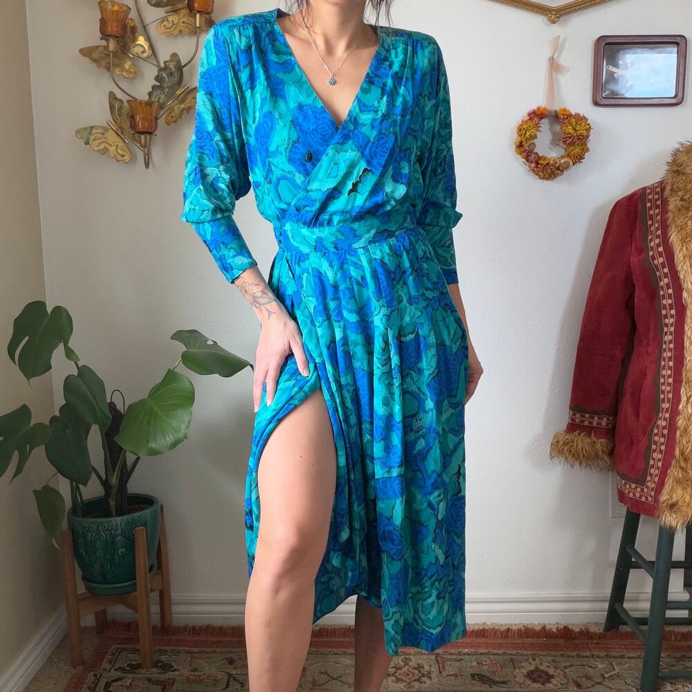 🌀SOLD🌀80s vintage designer silk midi dress